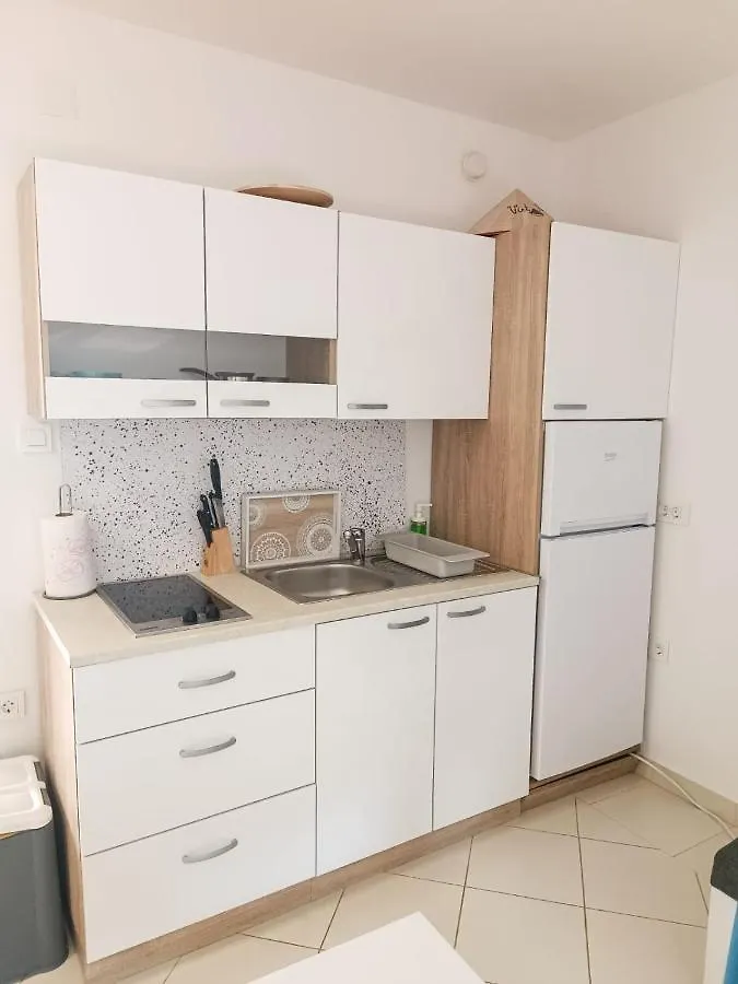 Apartments Marta Vir 0*,  Chorwacja